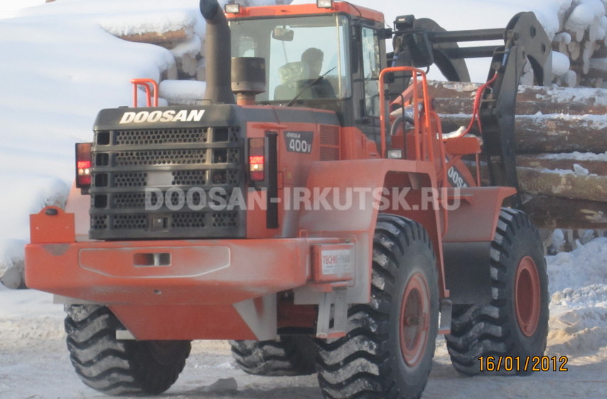 Фронтальный лесопогрузчик DOOSAN DL 420A (3 SP)