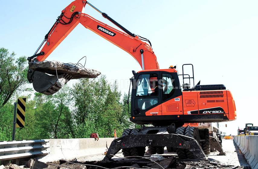 Колесный экскаватор DOOSAN DX 190 WA