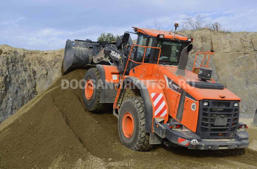 Колесный погрузчик DOOSAN DL 420A (3 SP)