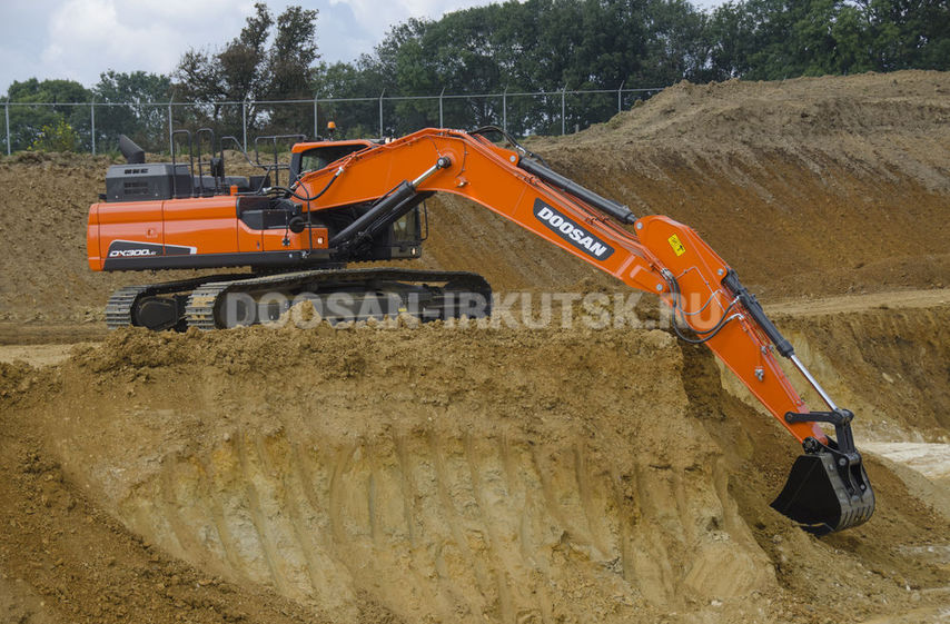 Doosan DX300LCA в наличии по выгодной цене в Иркутске