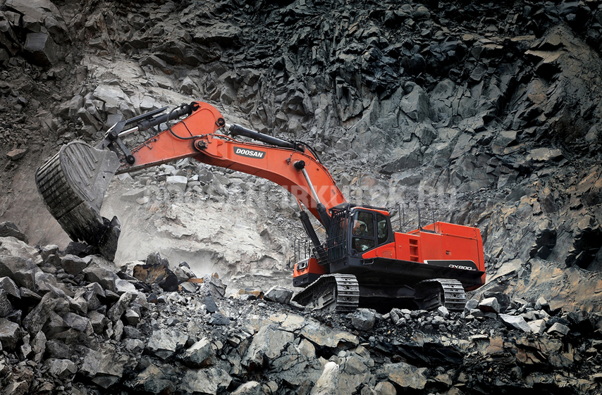 Doosan DX 800 LCA - купить карьерный экскаватор у официального дилера