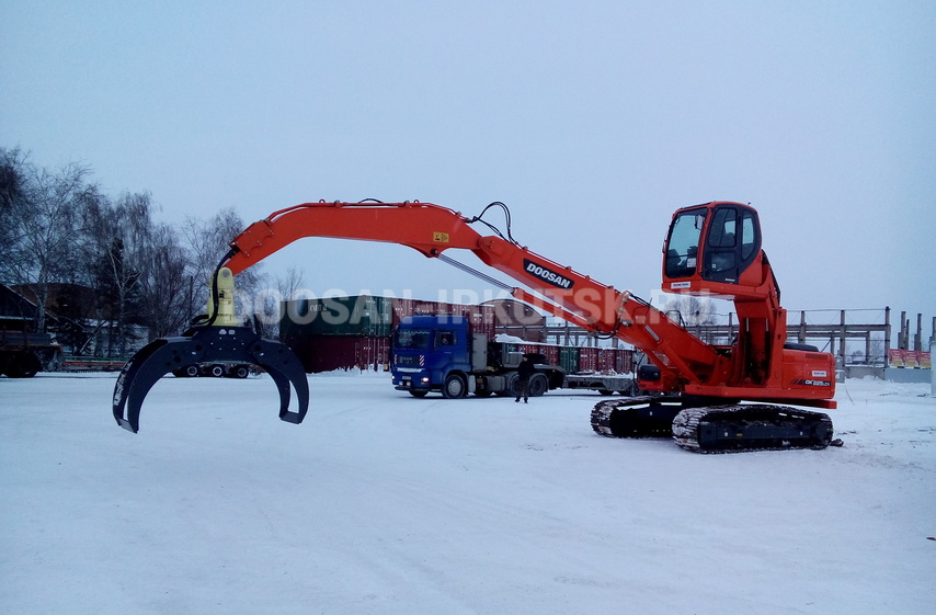 Бревноперегружатель гусеничный DOOSAN DX 225 LCA